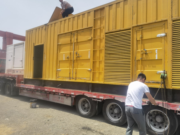 中沙除了负载情况和发动机维护，还有哪些因素会影响 200kw 柴油发电机的油耗？