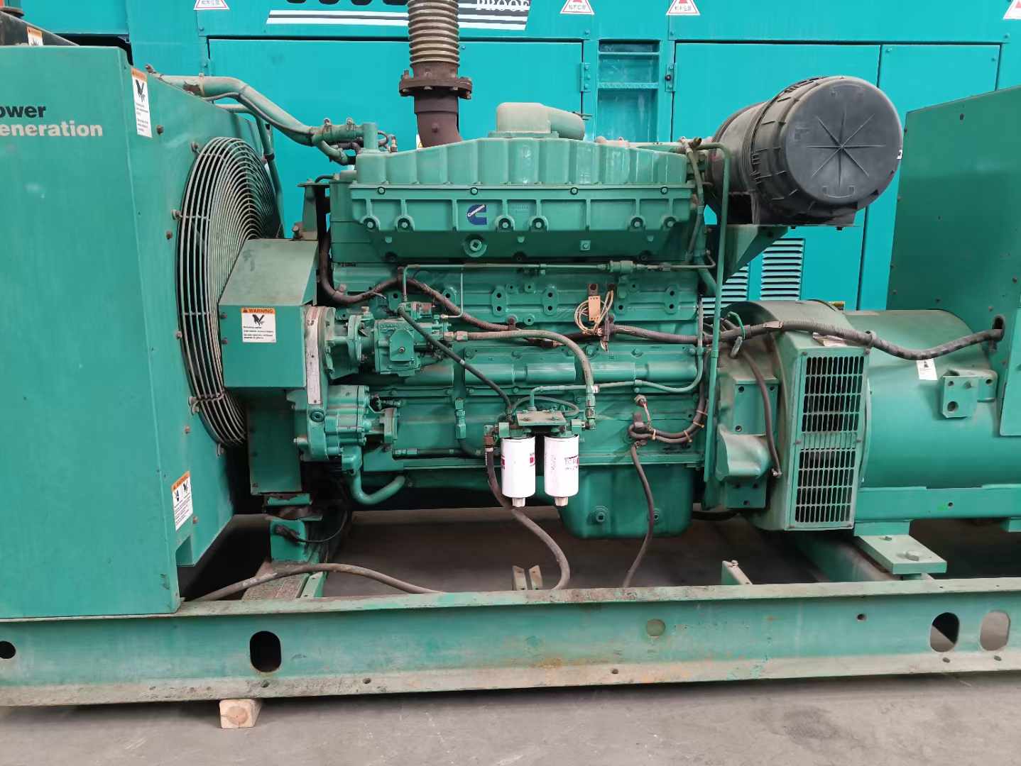 中沙过载会对 600kW 柴油发电机组造成哪些损害？