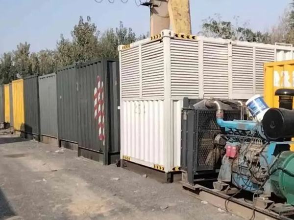 中沙200KW柴油发电机机组每小时油耗是多少?